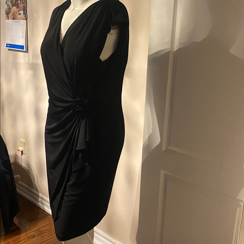 Black dress Julian Taylor size 16 - Picture 5 of 9
